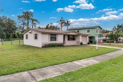 52 E 2nd St- Chuluota- FL 32766  - 01.jpg